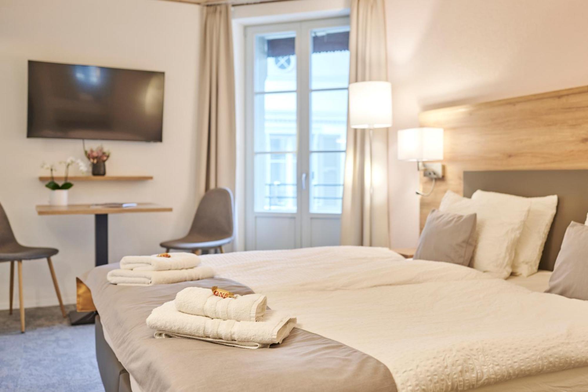 Aparthotel Krone - Self Check-In Unterseen Экстерьер фото