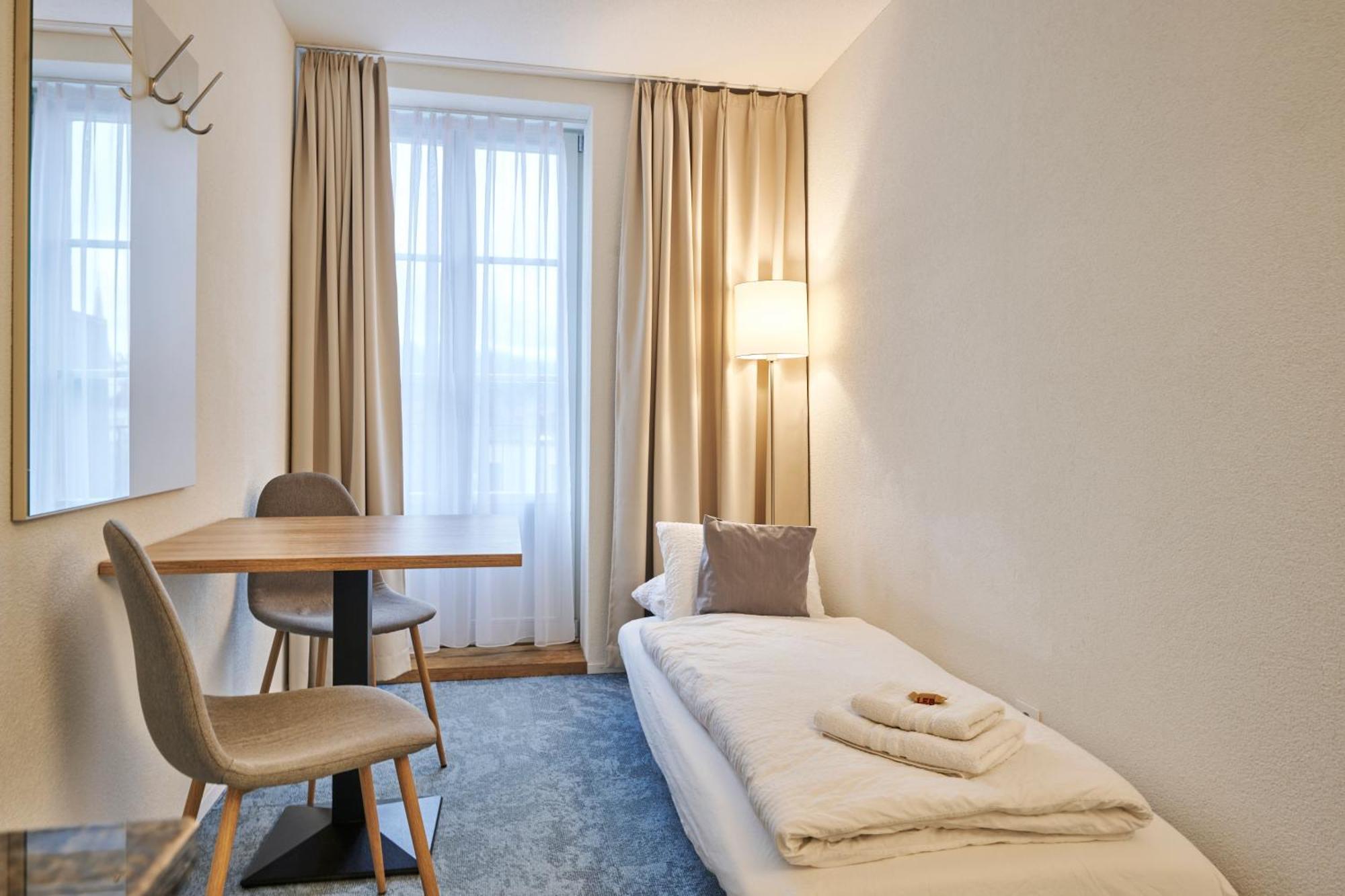 Aparthotel Krone - Self Check-In Unterseen Экстерьер фото